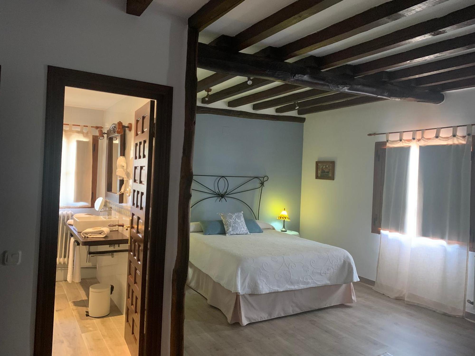 El Jardin Del Laurel Hotel Candelario Luaran gambar